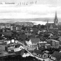 Piękna panorama Szczecinka z roku 1916. Widok z wieży ciśnień na skrzyżowanie dzisiejszych ulic Lipowej, Wyszyńskiego, Szafera, Jana Pawła II. Praktycznie nic z widocznej tutaj zabudowy nie przetrwało do dnia dzisiejszego