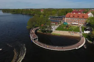 Teren rekreacyjny przy szczecineckim zamku - arena sobotniego (5 lipca) Święta Wody