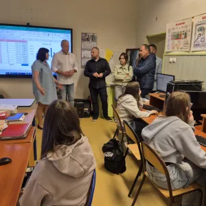 Radni i władze Szczecinka w SP7 