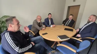 Członkowie Komisji Edukacji i Kultury w Prywatnym LO ze Szkołą Podstawową