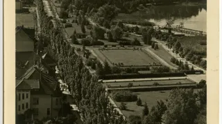 Fot. Muzeum Regionalne Czasy przedwojenne, wylot Niezdobnej z mostem